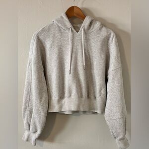 Abercrombie & Fitch Soft A Max Essentials Cropped Sweatshirt Gray Size Small